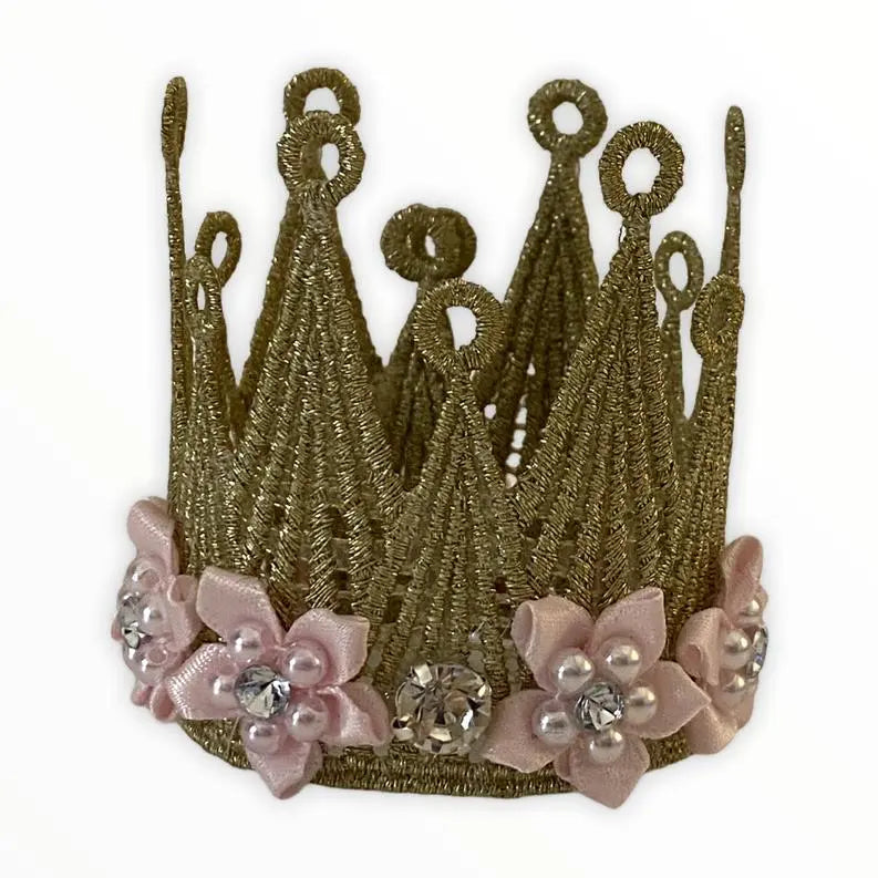 Floral and Lace Crown BearwoodEssentials-Elevated Pet Feeders