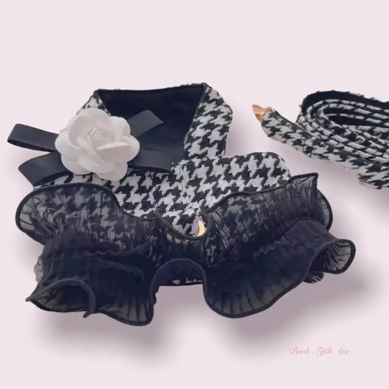 Houndstooth Tutu Harness and Leash BearwoodEssentials-Elevated Pet Feeders