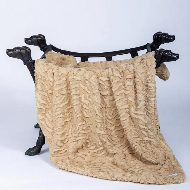 Cuddle Dog Blanket BearwoodEssentials-Elevated Pet Feeders